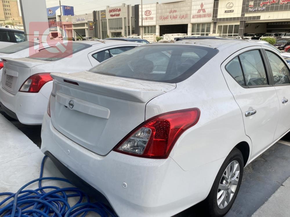 Nissan Sunny